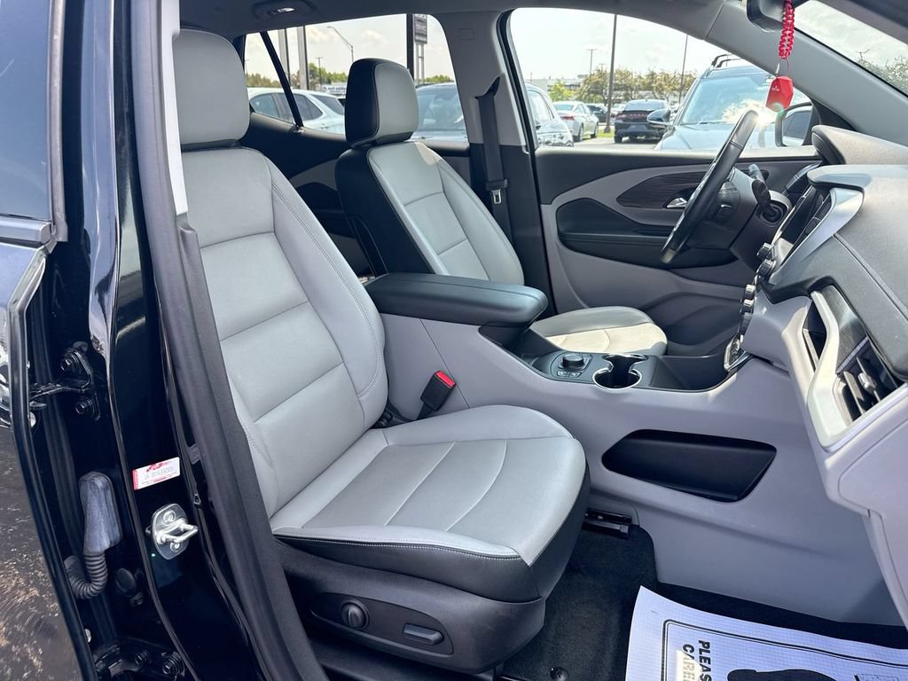 Used 2024 GMC Terrain SLT w/ Infotainment Package II AWD/4WD image 25