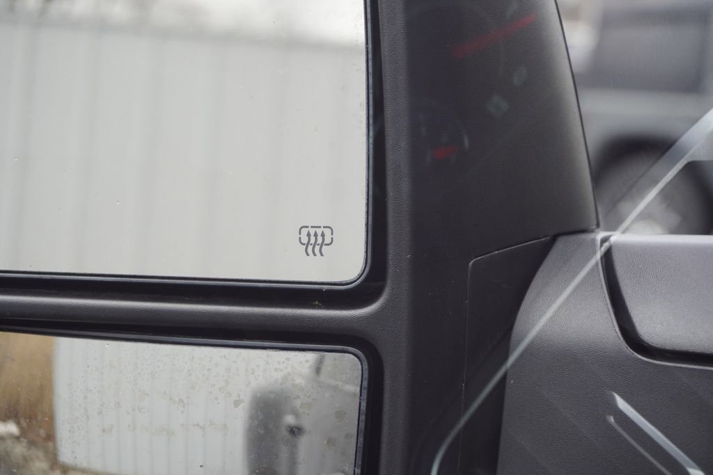 Used 2024 RAM 3500 Big Horn w/ Night Edition image 32