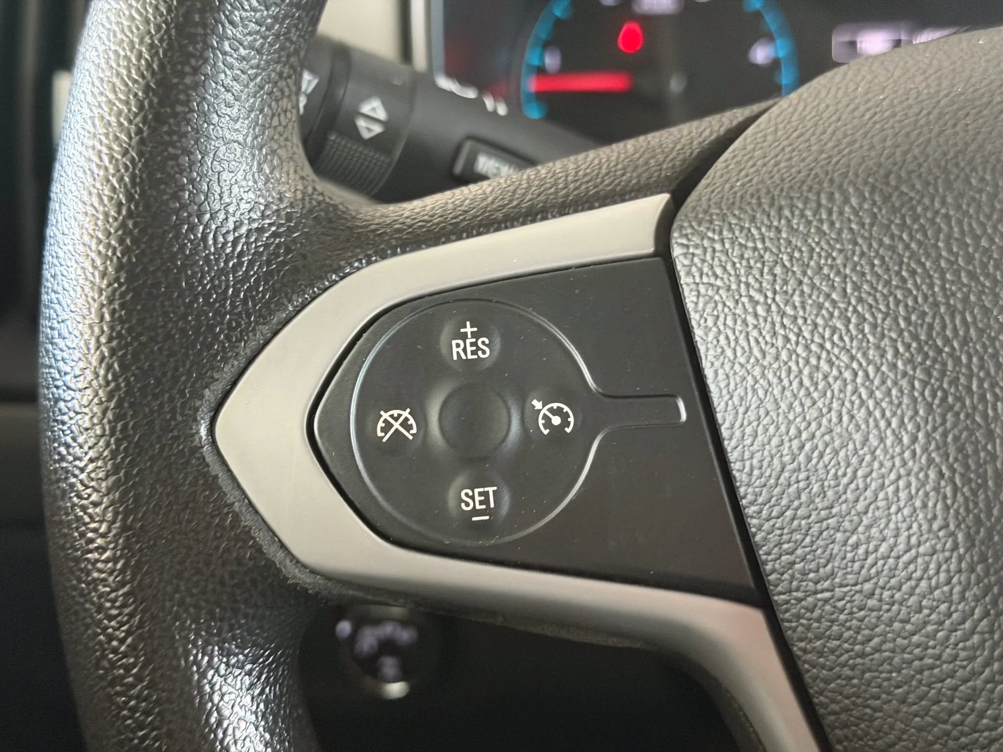 Used 2018 Chevrolet Colorado W/T w/ WT Convenience Package AWD/4WD image 32