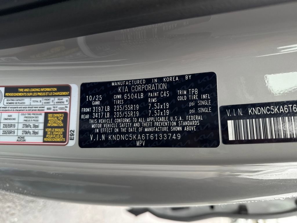 New 2026 Kia Carnival EX image 22