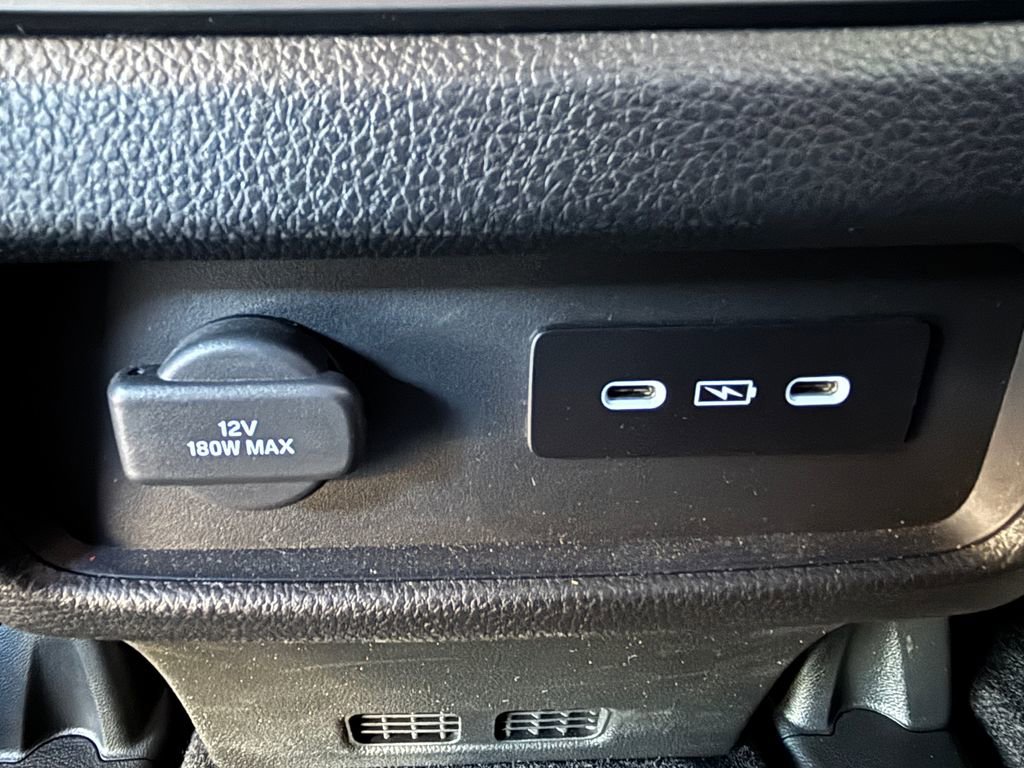 Used 2025 Honda Ridgeline Black Edition image 18