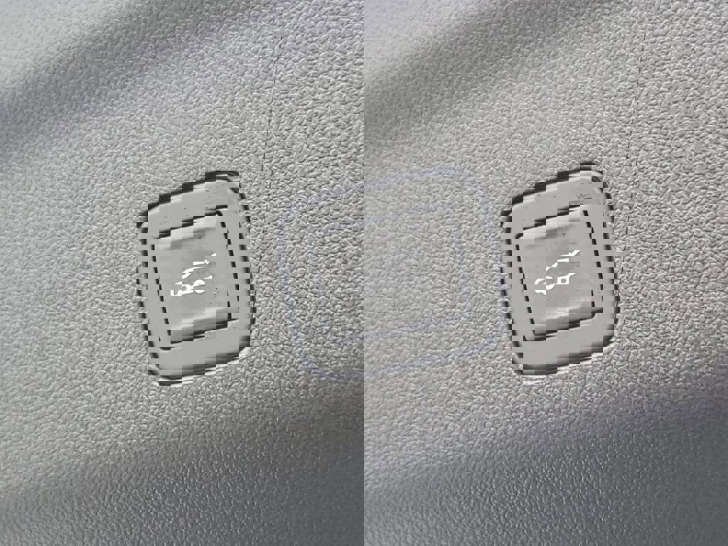 New 2025 Chevrolet Suburban High Country image 33