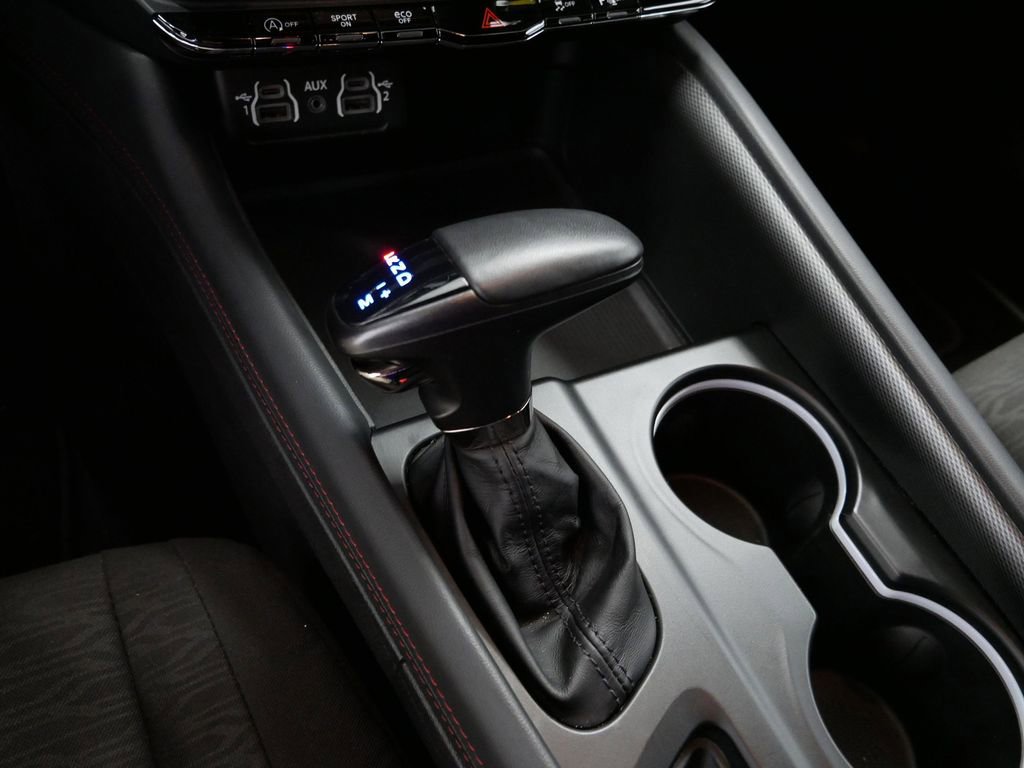 Certified 2024 Dodge Durango GT image 37