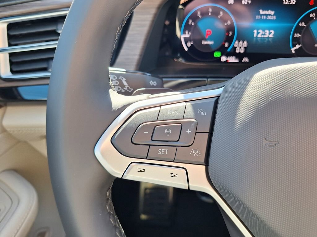 New 2026 Volkswagen Atlas SEL Premium R-Line image 19