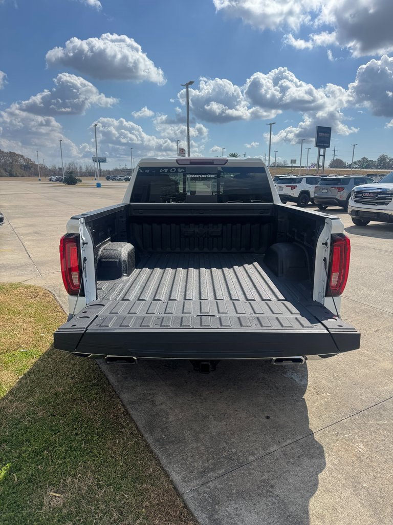 New 2026 GMC Sierra 1500 SLT image 8