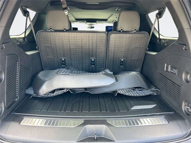 New 2026 Chevrolet Suburban Premier image 12