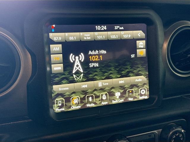 Used 2018 Jeep Wrangler Sport image 15