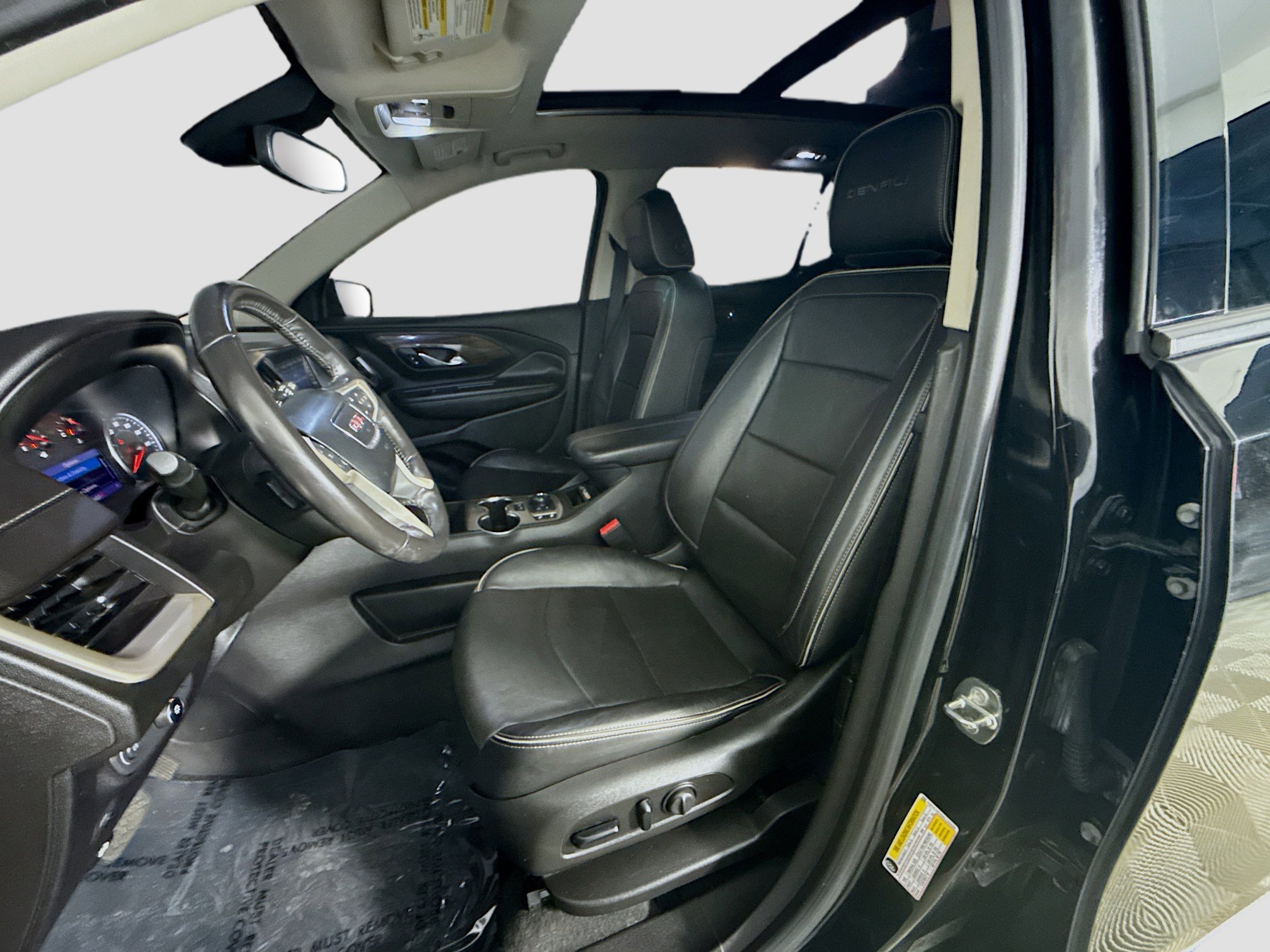 Used 2019 GMC Terrain Denali w/ Advanced Safety Package image 22