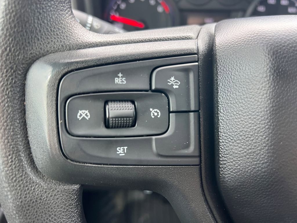 Used 2024 Chevrolet Silverado 1500 Custom image 10