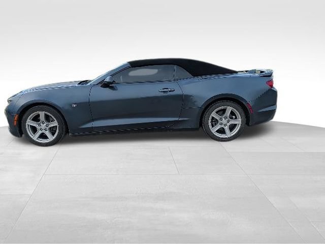 Used 2021 Chevrolet Camaro LT RWD image 6