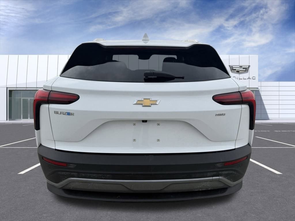 Used 2024 Chevrolet Blazer EV LT image 12
