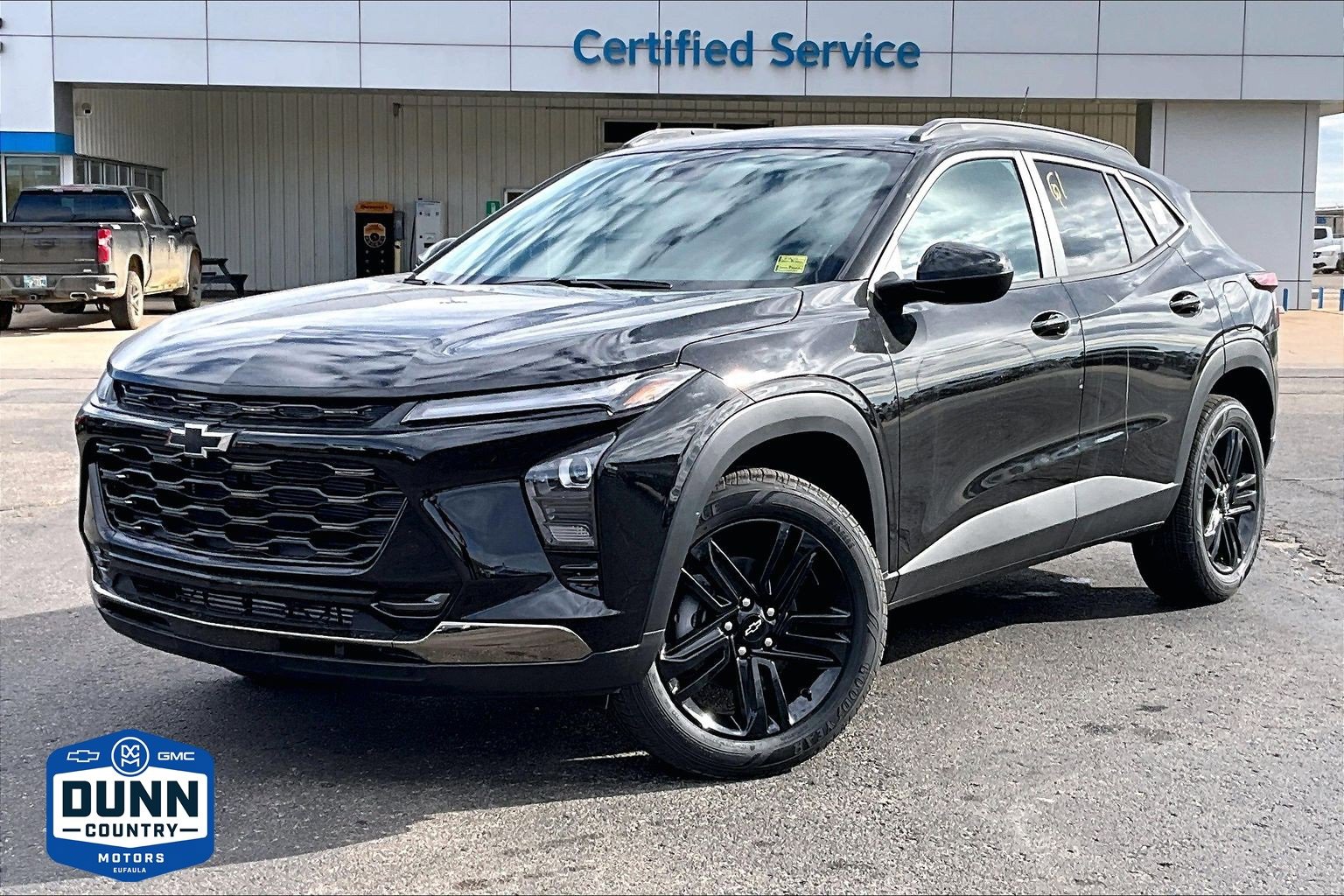 New 2026 Chevrolet Trax ACTIV w/ Driver Confidence Package image 1