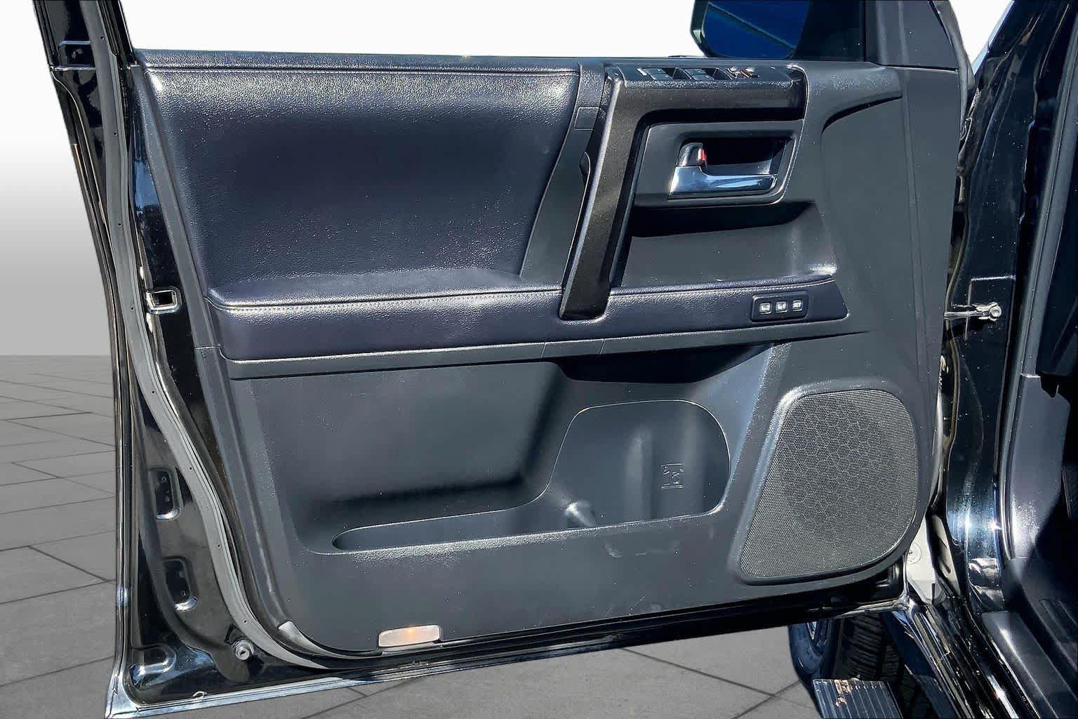 Used 2019 Toyota 4Runner Limited AWD/4WD image 22