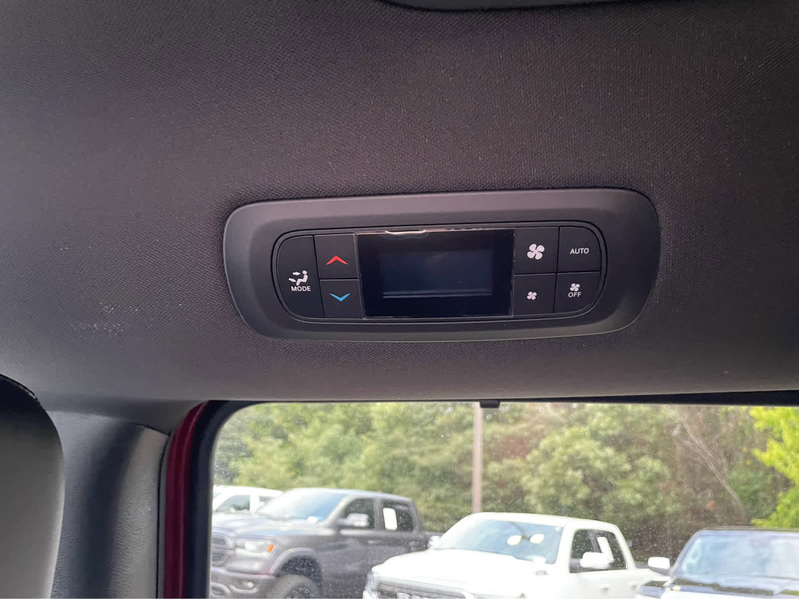 New 2026 Chrysler Voyager LX image 13