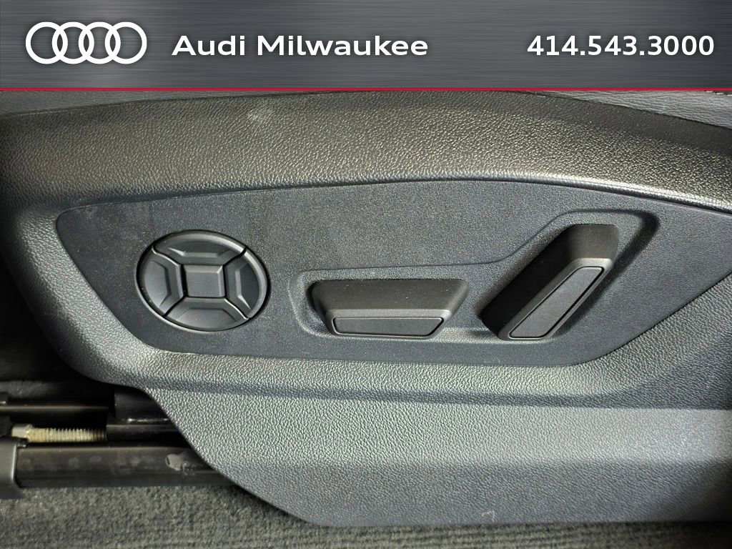 Used 2023 Audi Q7 2.0T Premium Plus w/ Premium Plus Package image 16