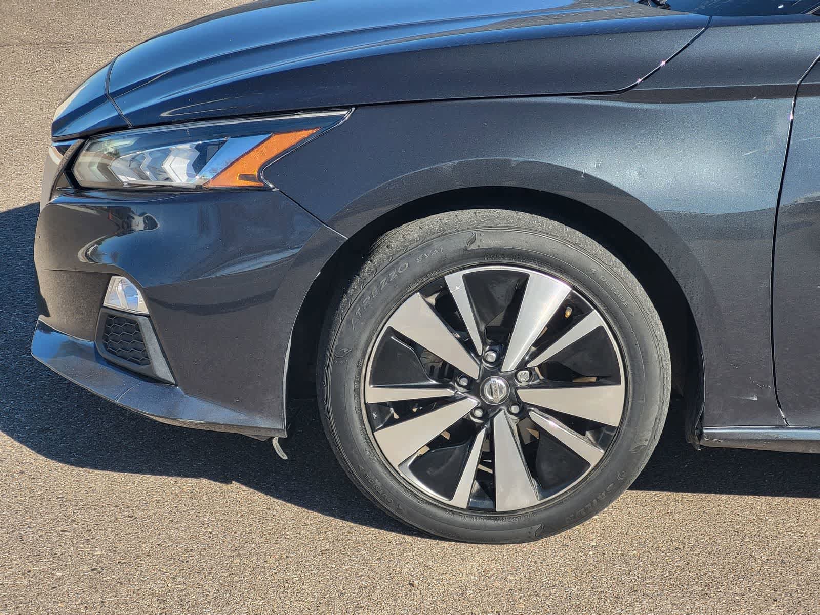 Used 2022 Nissan Altima 2.5 SV FWD image 8