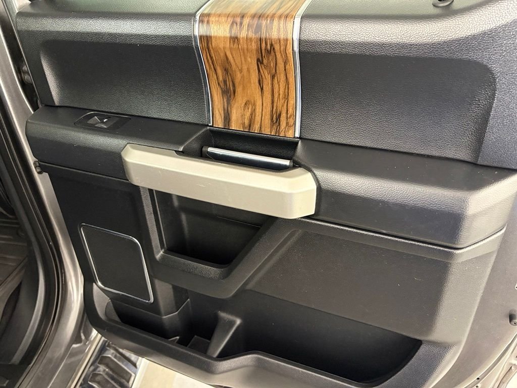 Used 2019 Ford F150 Lariat w/ Equipment Group 502A Luxury AWD/4WD image 41