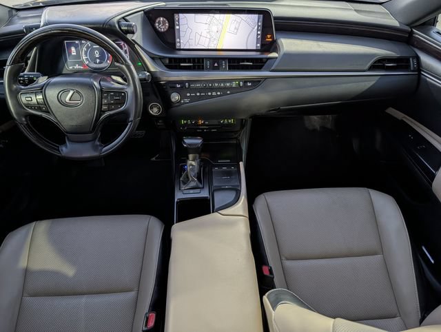 Used 2021 Lexus ES 350 w/ Premium Package FWD image 11