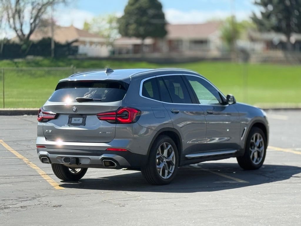 Used 2023 BMW X3 xDrive30i w/ Premium Package w/ZPA AWD/4WD image 5