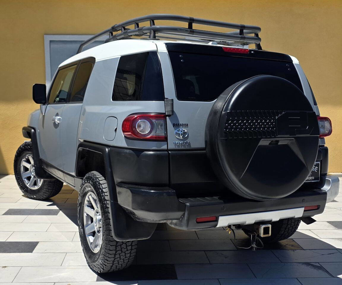 Used 2014 Toyota FJ Cruiser 4WD w/ Upgrade Package image 6