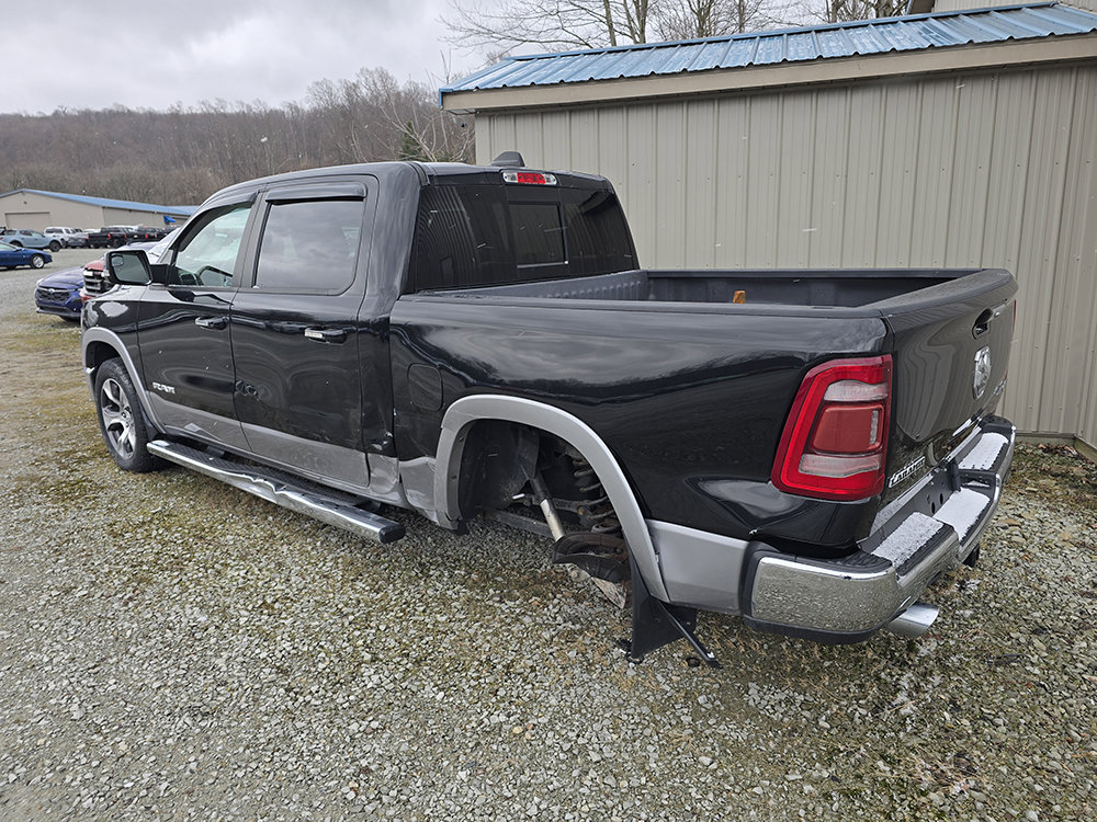 Used 2019 RAM 1500 Laramie AWD/4WD image 1