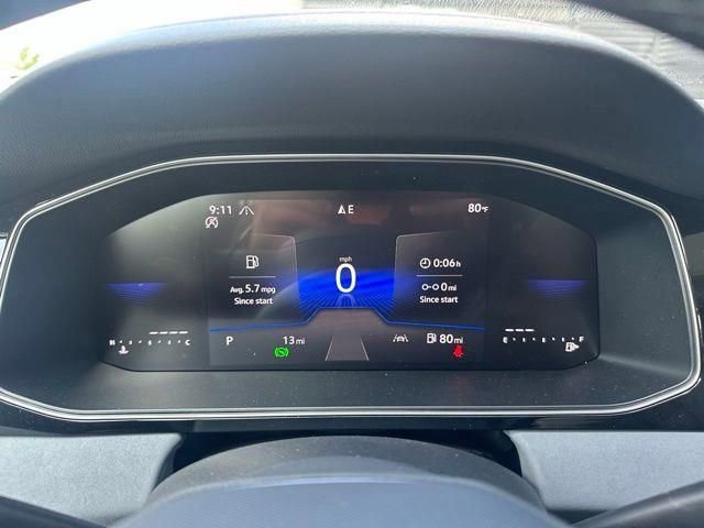 New 2025 Volkswagen Jetta SE FWD image 21