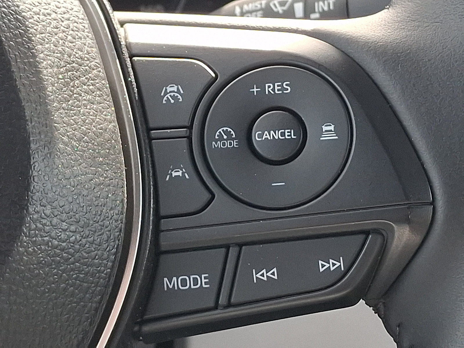 Certified 2026 Toyota Corolla SE w/ SE Package FWD image 22