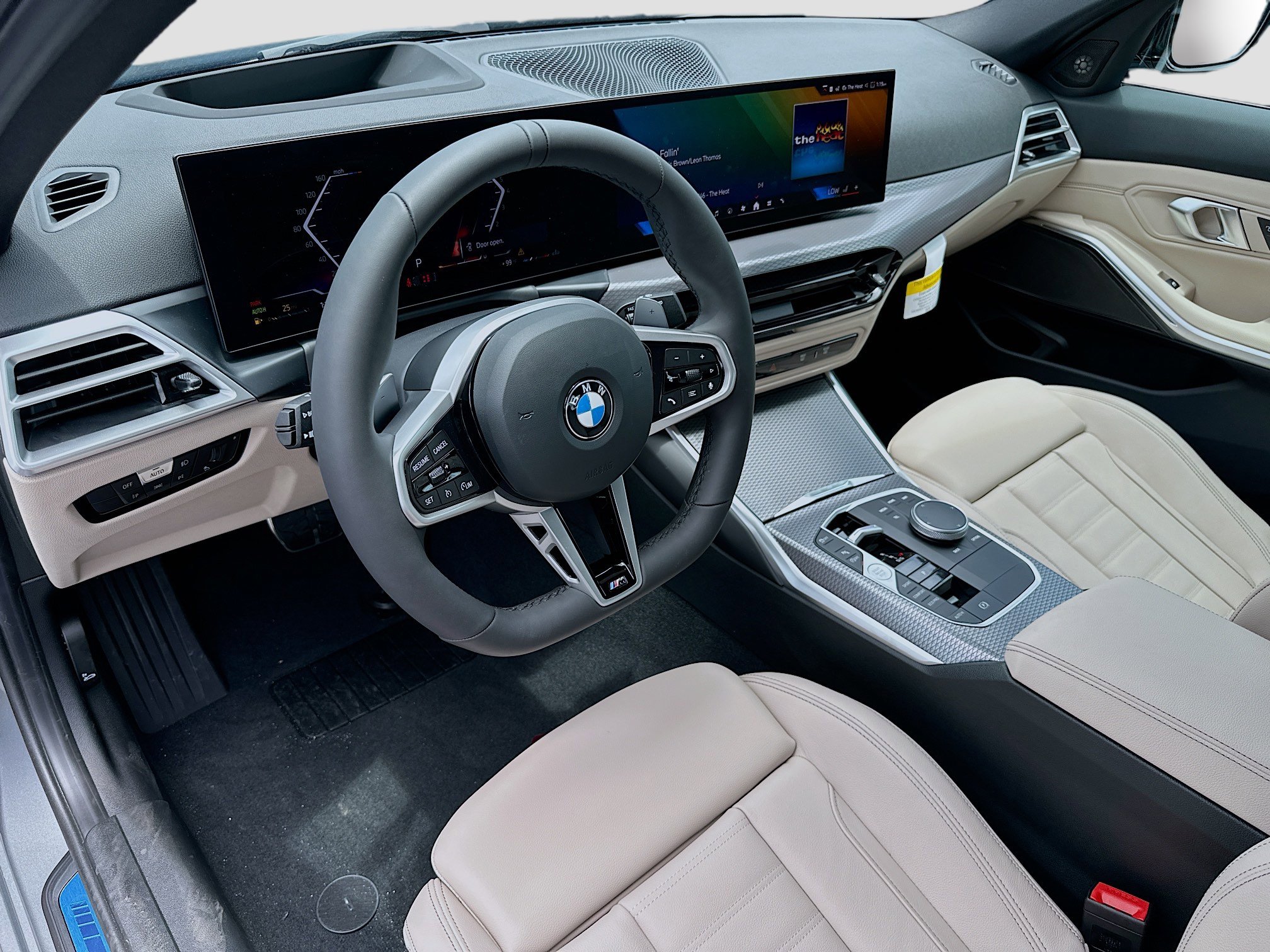 New 2026 BMW 330i Sedan w/ M Sport Package RWD image 7