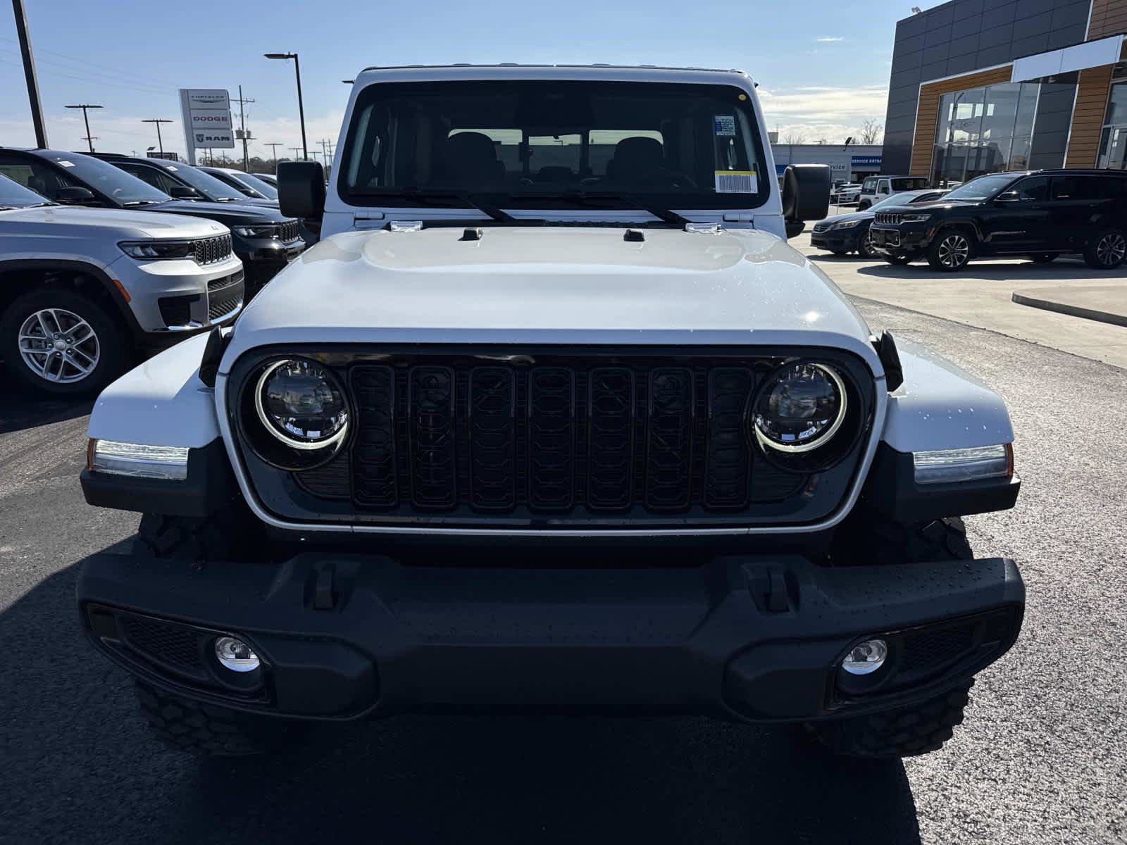 New 2026 Jeep Gladiator Sport AWD/4WD image 2