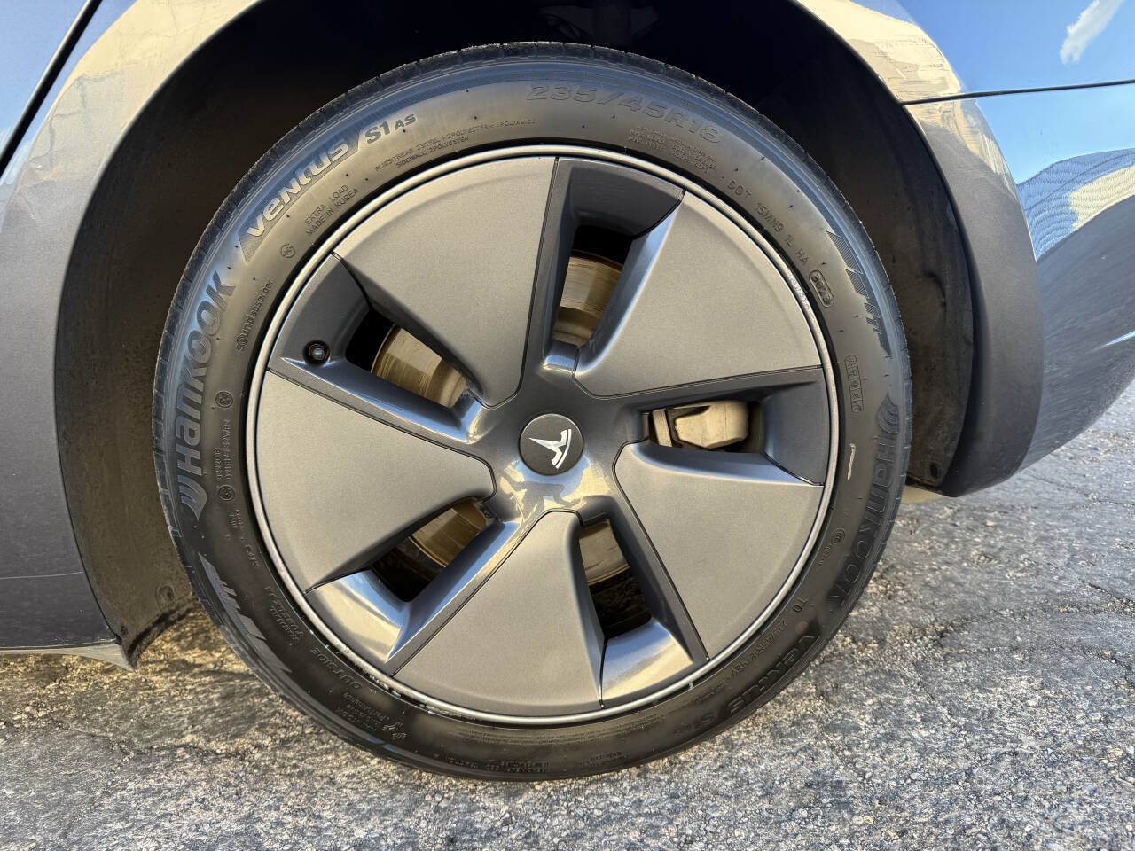 Used 2023 Tesla Model 3 Standard Range RWD image 32