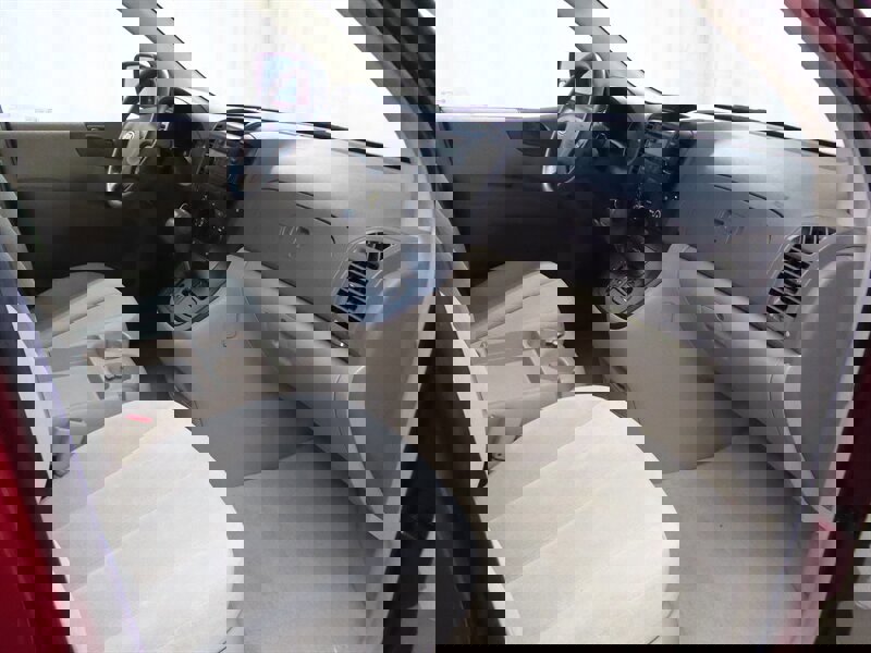 Used 2007 Kia Sedona LX image 19