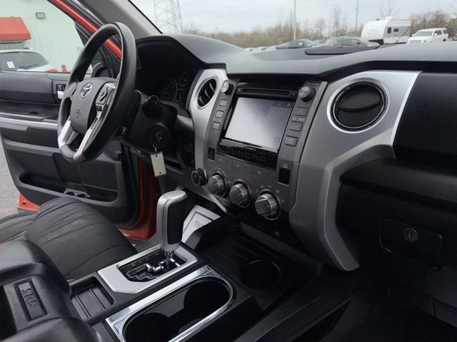 Used 2018 Toyota Tundra SR5 w/ TRD Off Road Package image 24