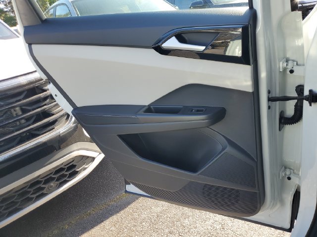 New 2027 Volkswagen Taos S FWD image 19