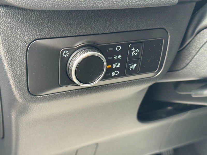 Used 2025 Ford Escape ST-Line FWD image 17
