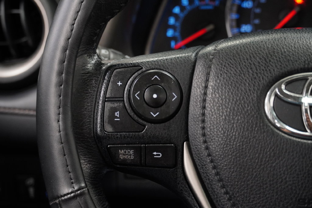 Used 2013 Toyota RAV4 Limited AWD/4WD image 30