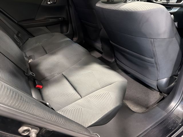 Used 2015 Honda Accord LX image 30