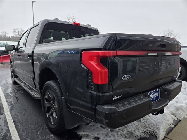 Used 2023 Ford F150 Lightning Lariat w/ Equipment Group 511A High image 3