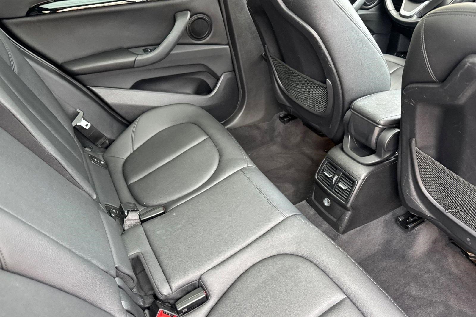 Used 2018 BMW X1 xDrive28i AWD/4WD image 30