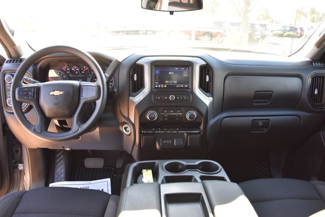 Used 2024 Chevrolet Silverado 1500 Custom w/ Turbomax Blackout Package AWD/4WD image 18