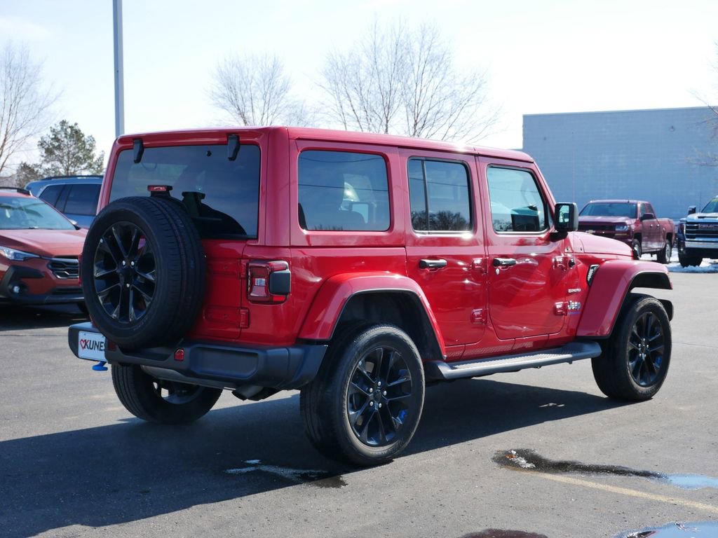 Used 2023 Jeep Wrangler Unlimited Sahara image 7