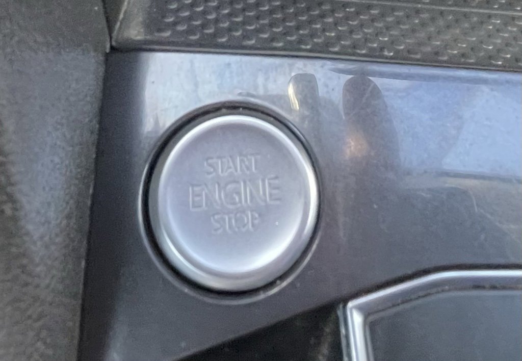 Used 2021 Volkswagen Tiguan SE image 26