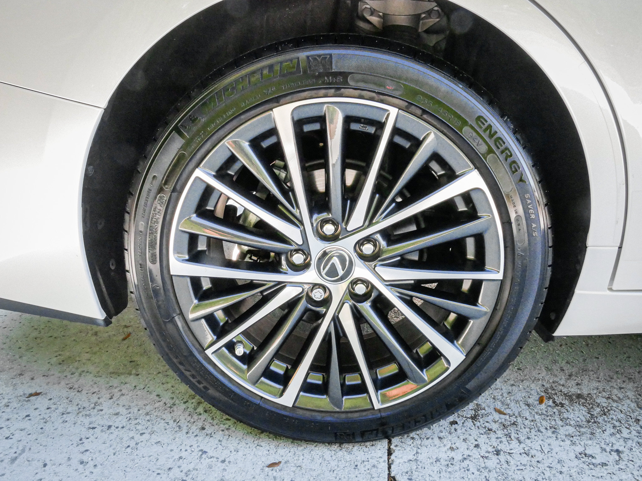 Used 2024 Lexus ES 350 w/ Premium Package FWD image 13