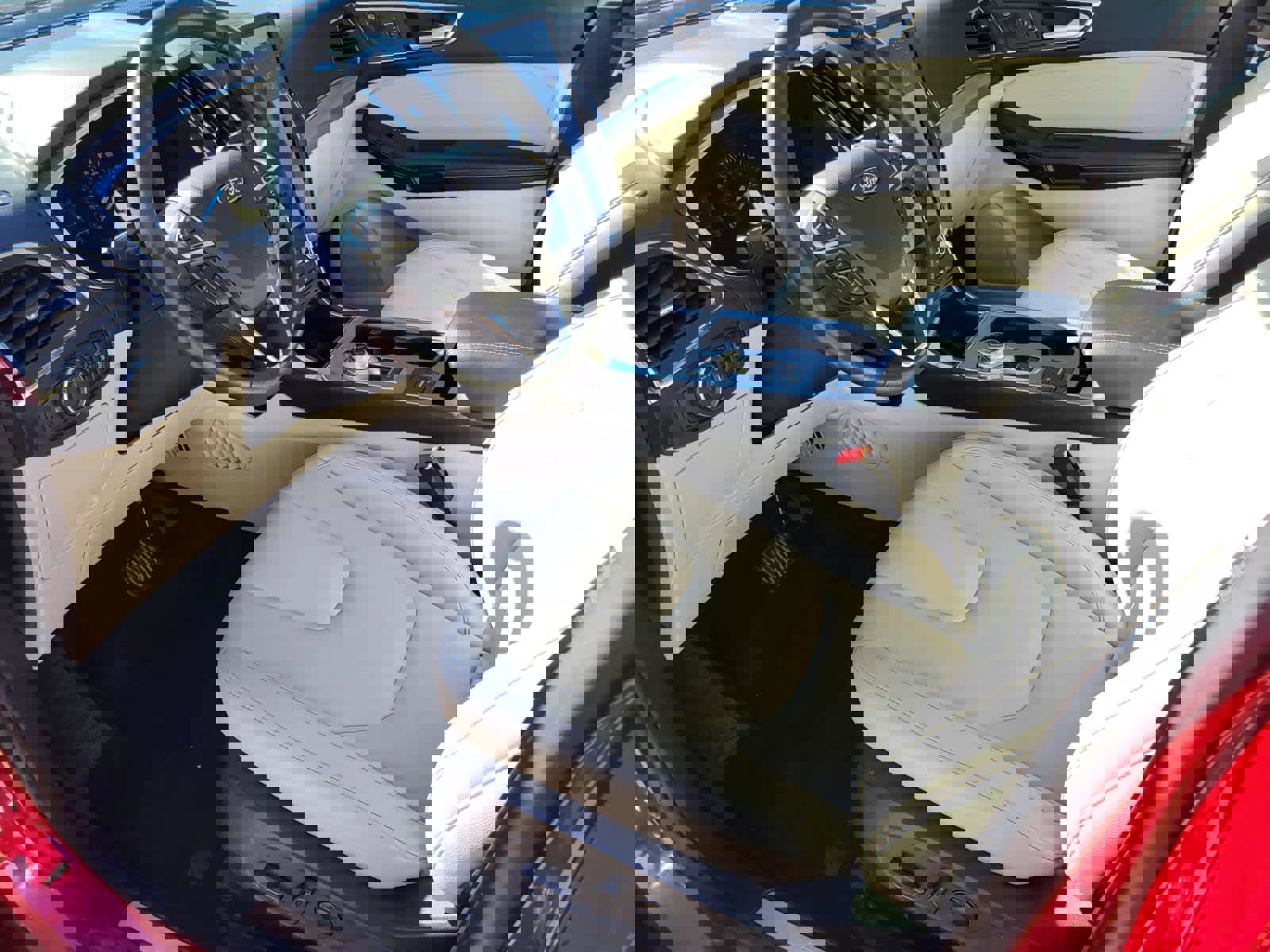 Used 2021 Ford Edge Titanium image 14