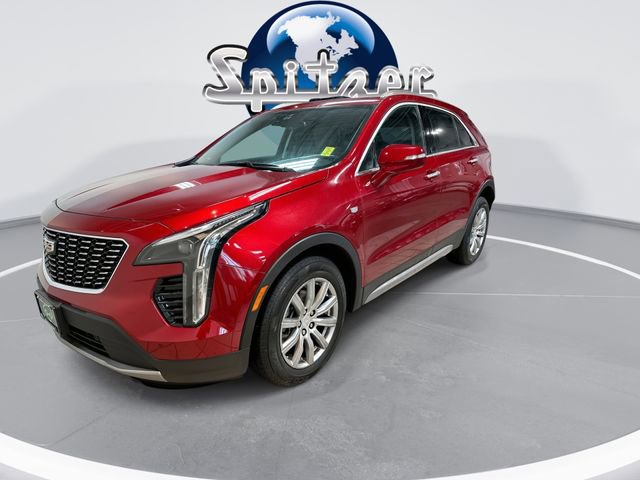 Used 2021 Cadillac XT4 Premium Luxury w/ Cold Weather Package image 4