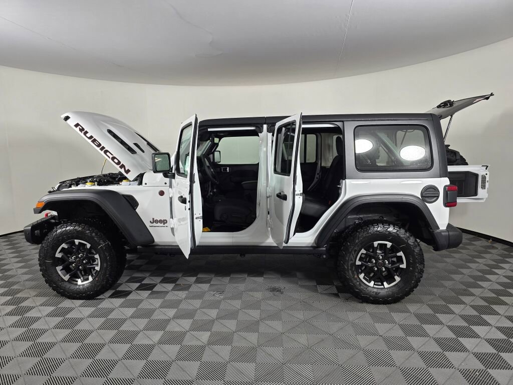 New 2026 Jeep Wrangler Unlimited Rubicon w/ Steel Bumper Group image 16