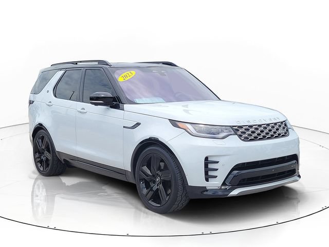Used 2023 Land Rover Discovery Metropolitan Edition AWD/4WD image 3