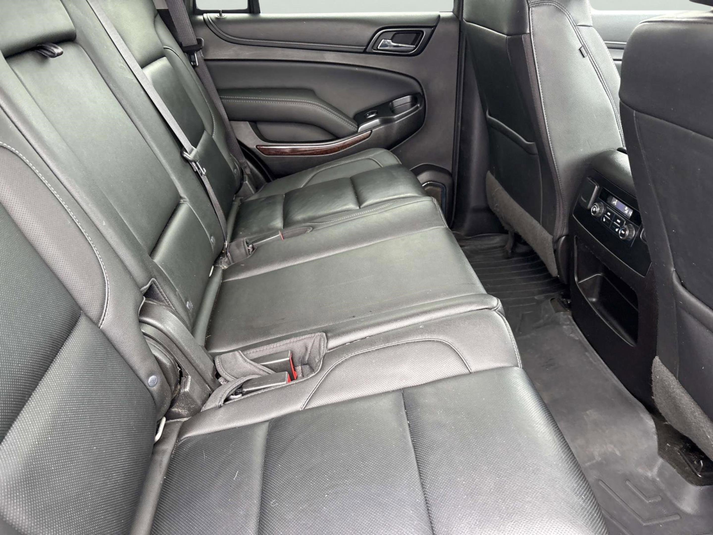 Used 2017 GMC Yukon SLT image 22