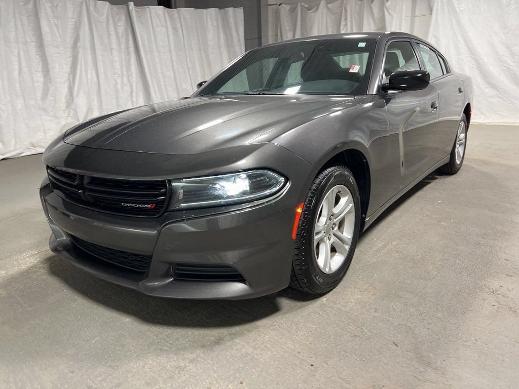 Used 2023 Dodge Charger SXT RWD image 3