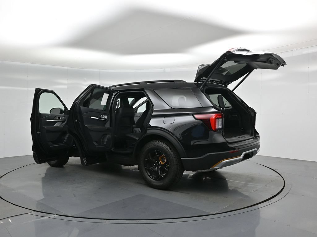 New 2026 Ford Explorer Tremor w/ Tremor Ultimate Package AWD/4WD image 38