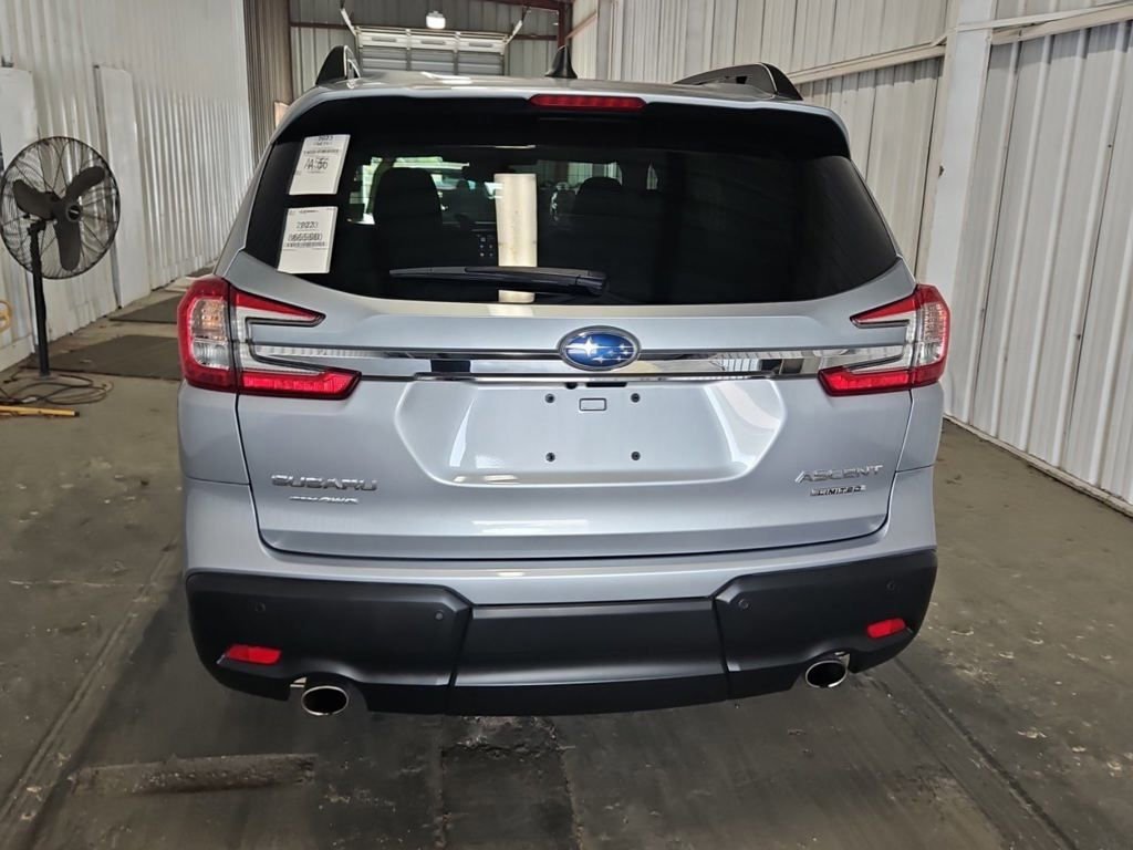 Used 2023 Subaru Ascent Limited image 10